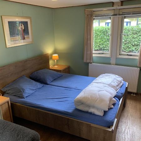 Sfeervolle chalet met terras, H14 De Veldkamp, Epe, voor 4 personen Villa Buitenkant foto