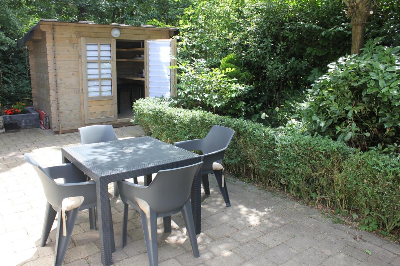 Sfeervolle chalet met terras, H14 De Veldkamp, Epe, voor 4 personen Villa Buitenkant foto